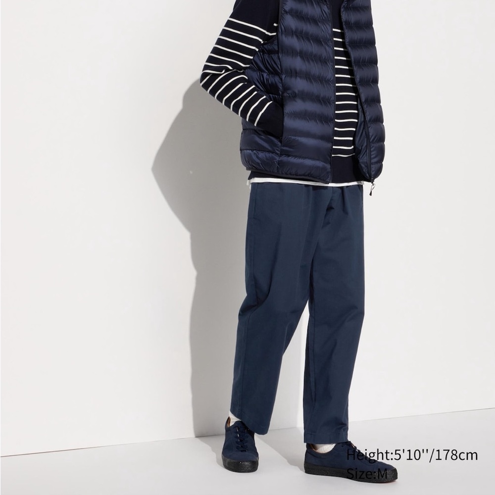 Uniqlo Men's Cotton Relaxed Ankle Pants in navy, size M